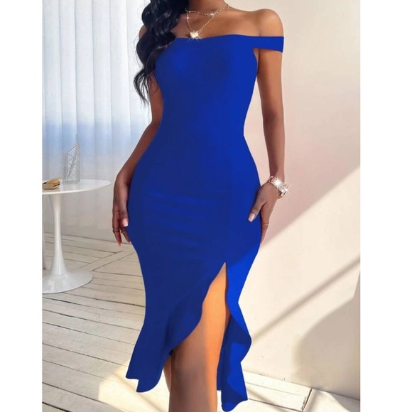 Dresses & Skirts - Slit thigh ruffle hem bodycon dress